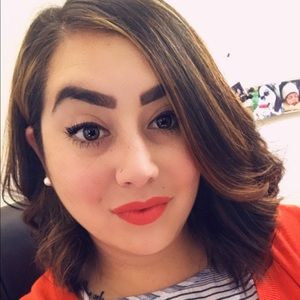 Meet your Posher, Ashlee